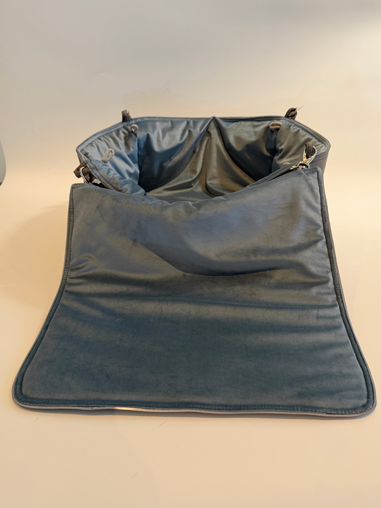 Hundetasche Weekender [[ dark taupe - iceblue ]]