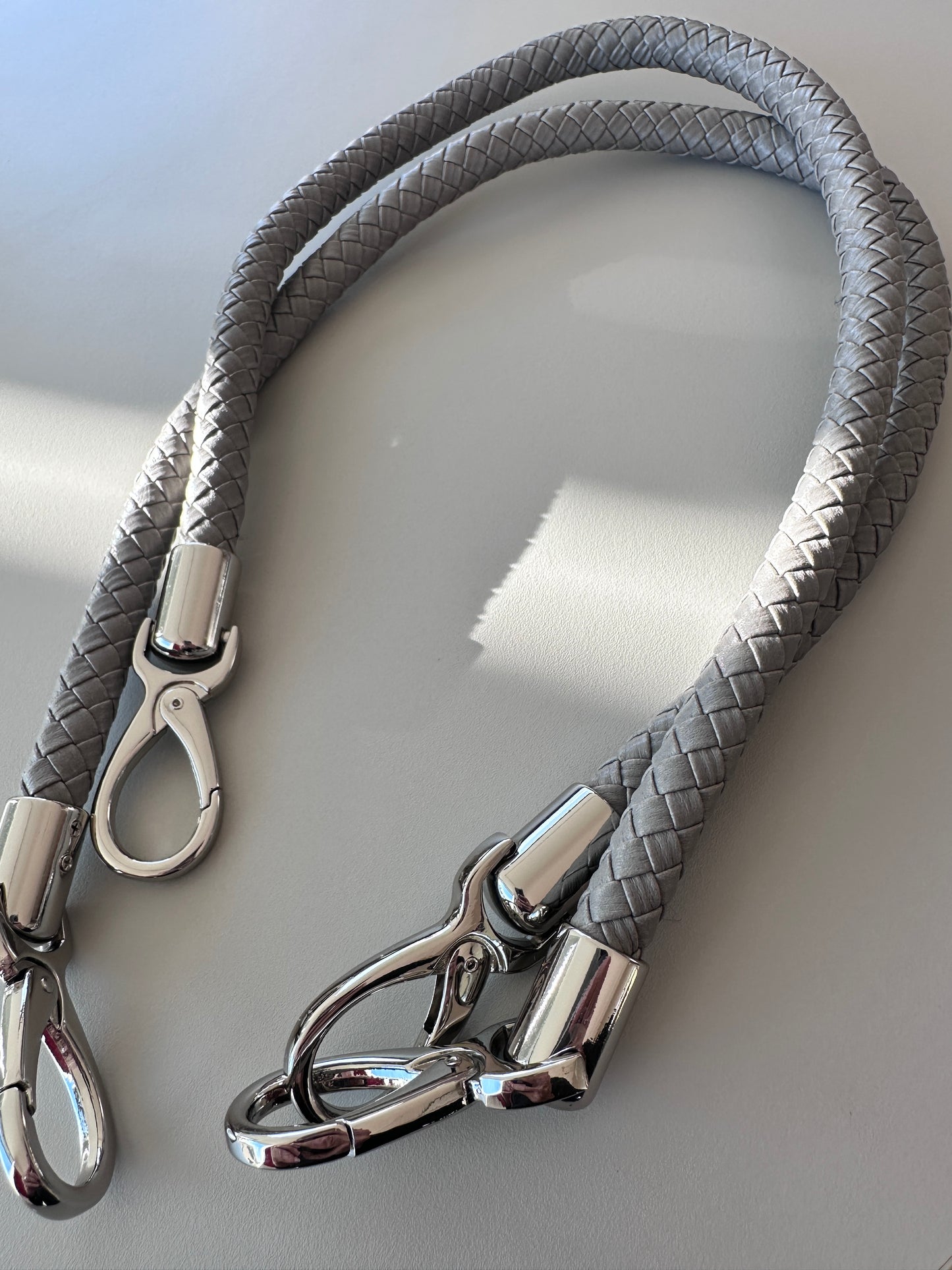 ¡Engánchalo! Asa trenzada intercambiable