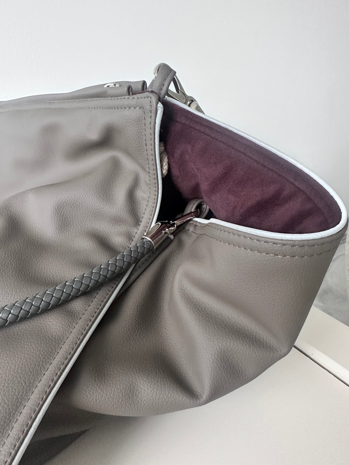 Bolsa de viaje para perros Weekender [[ gris oscuro - mora ]]
